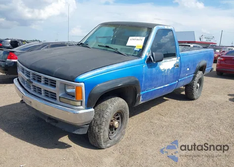 1998 Chevrolet K1500 Fleetside W/T from USA, damaged, VIN 1GCEK14W4WZ112664